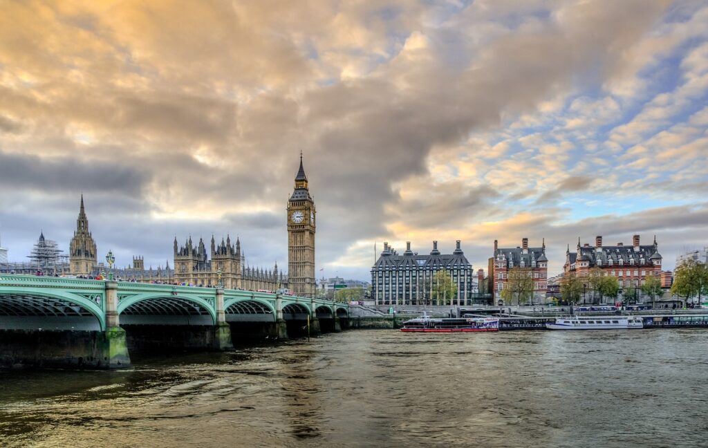 london, victoria, big ben-1335477.jpg